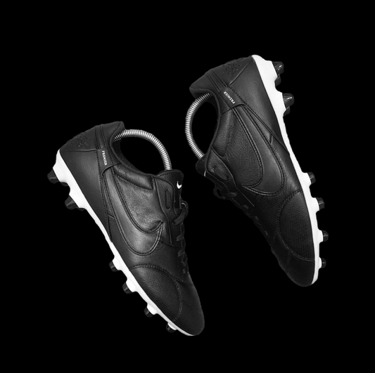 Nike Premier III